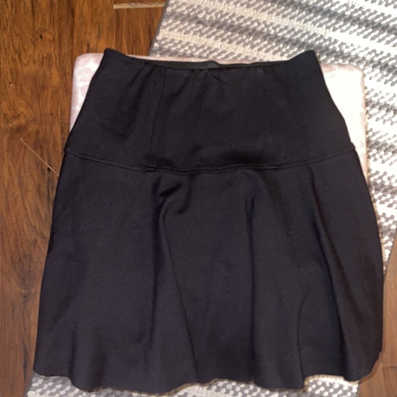 ❤️❤️❤️NWOT BLACK SKIRT❤️❤️❤️ - Picture 6 of 7
